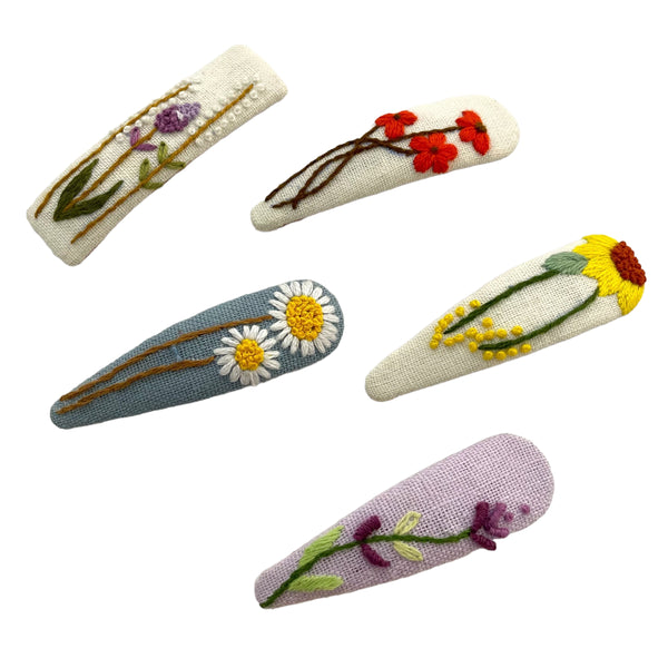 QECF Embroidered Hair Clip