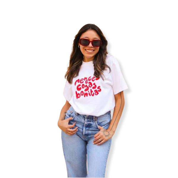 JZD Mereces Cosas Bonitas Tee -  - Clothing - Feliz Modern