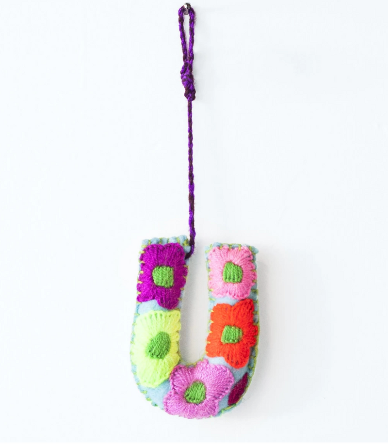 TGBT* Felt Letters - U - Christmas - Feliz Modern